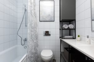 Guide How to choose a shower curtain and its cleaning